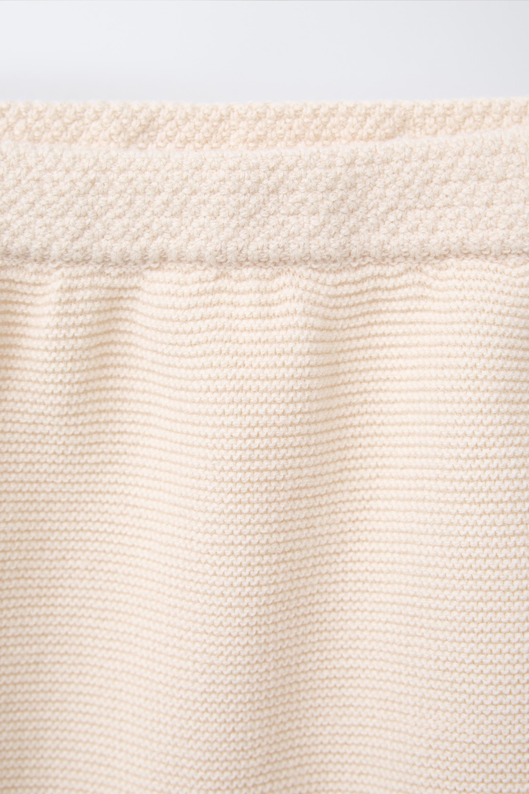 EMBROIDERED FLORAL LINKS KNIT BLOOMER